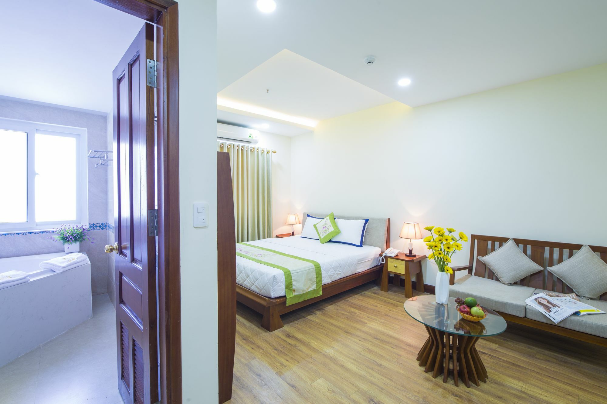 Hoai Anh Plaza Hotel Da Nang Exterior foto